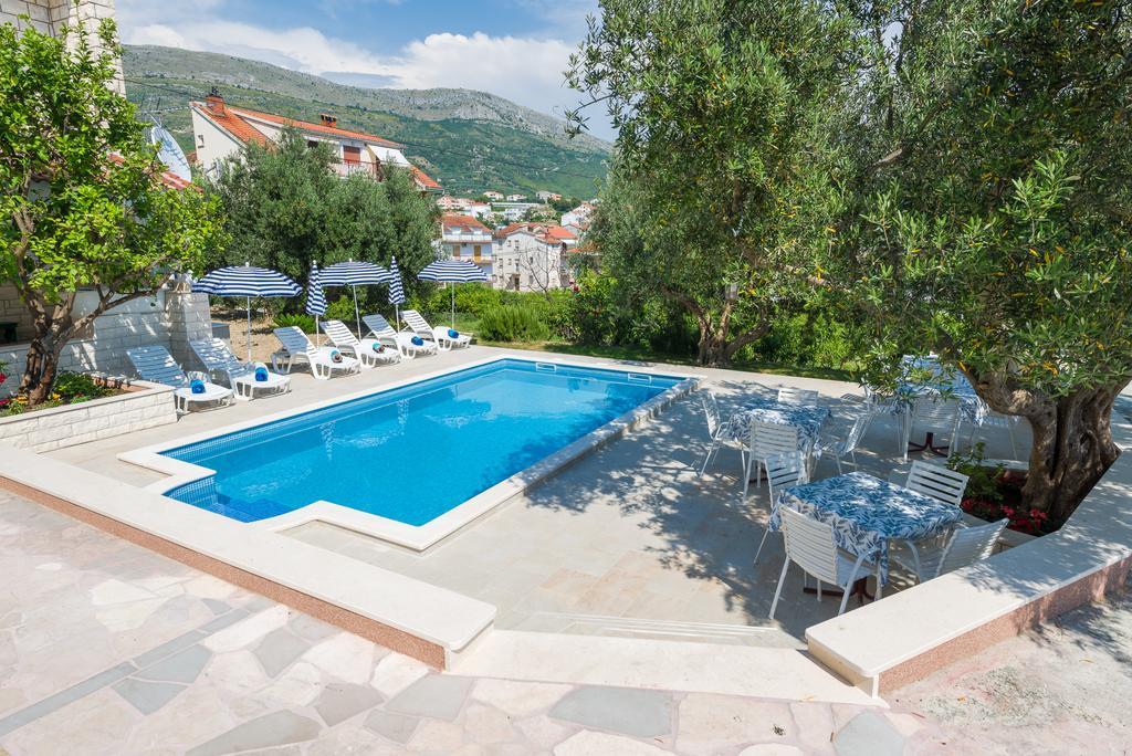 Tomasovic With Pool In *